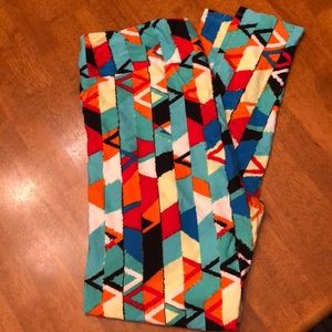 Tall & Curvy LuLaRoe Leggings